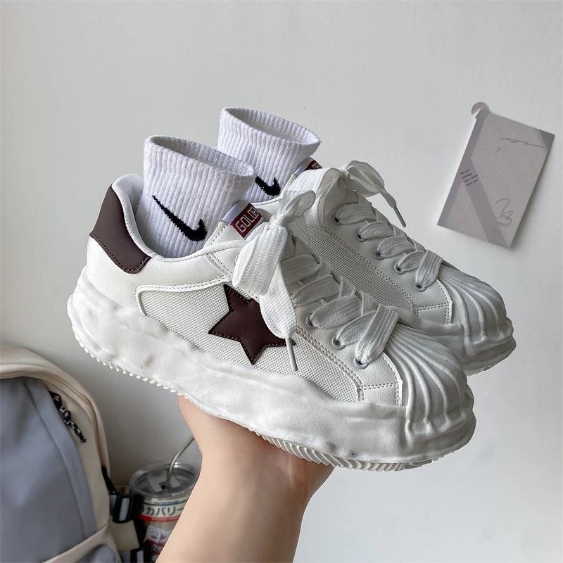 

Fashion Women Star Sneaker for Women Classical Golden Designer Luxury Shoes Casual Sports Trainer Femmes designer shoes
