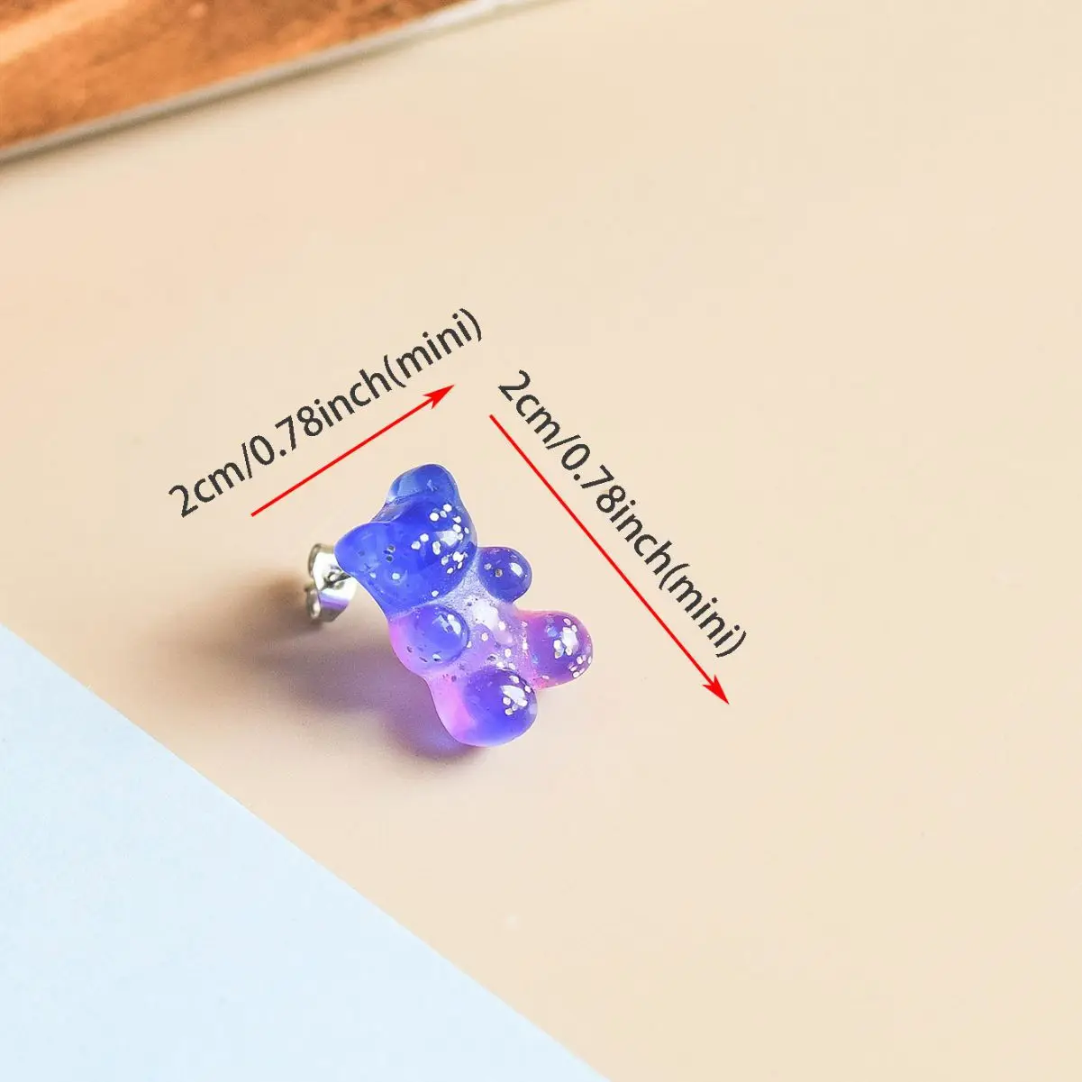 Серьги-гвоздики в виде мишки Gummy