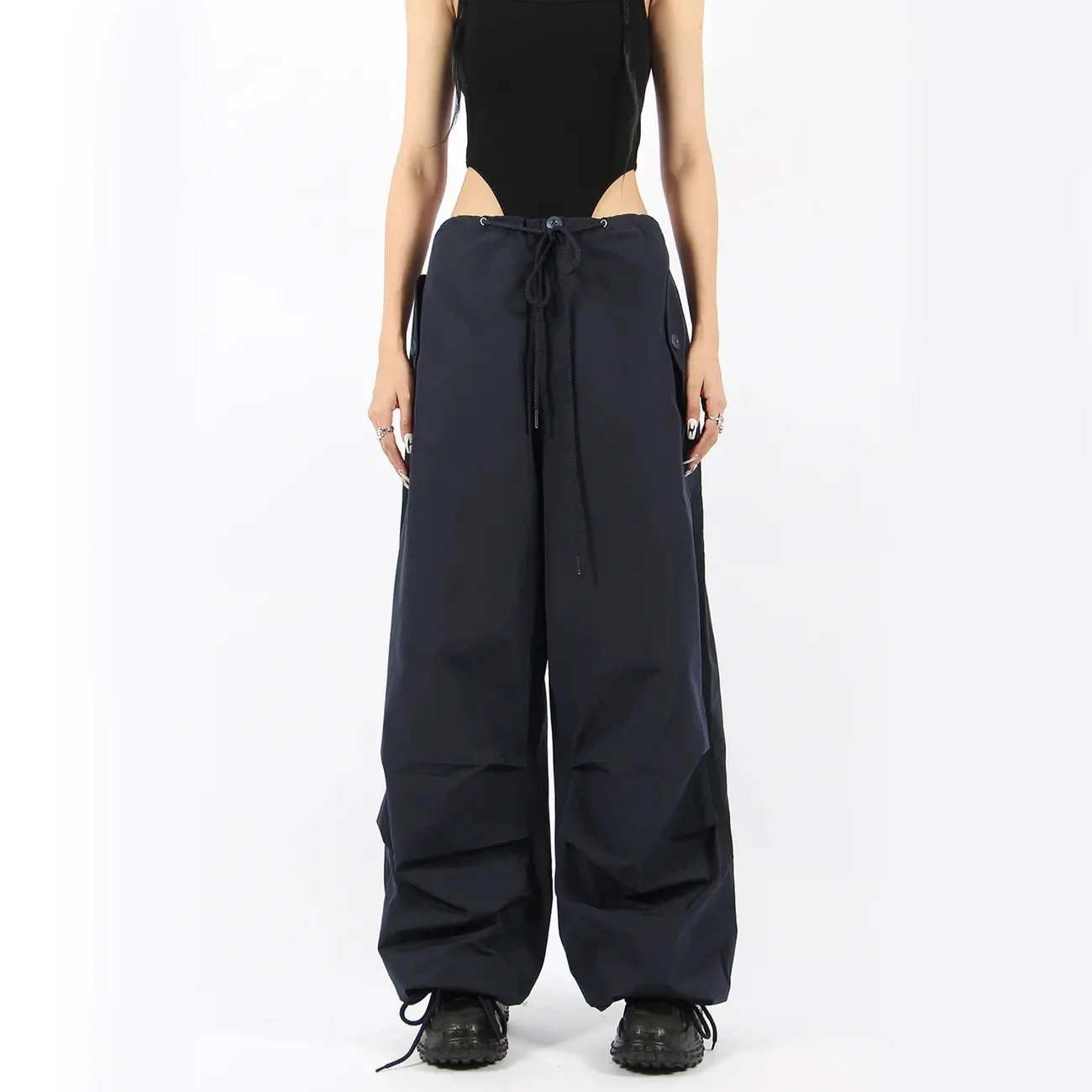 

Брюки-карго женские свободного покроя, уличная одежда в стиле хип-хоп, модные спортивные штаны в Корейском стиле оверсайз с широкими штанинами из парашюта, на шнуровке, лето