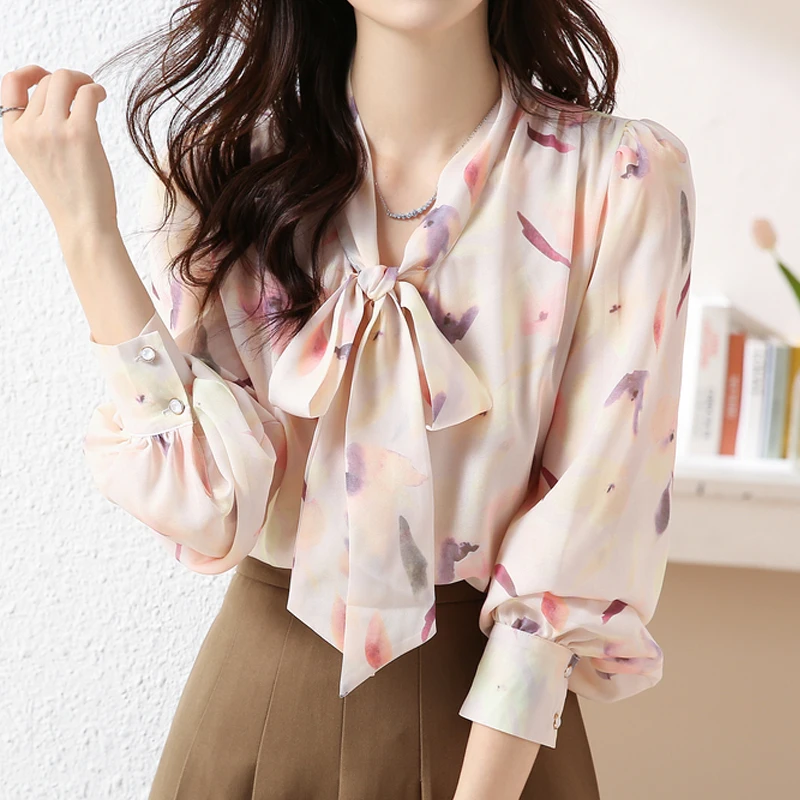 

New Women Elegant Blouses Floral Korean Style Clothes Loose Puff Sleeve Chiffon Women Shirts with Bow Buttons Tops Blusas 24542