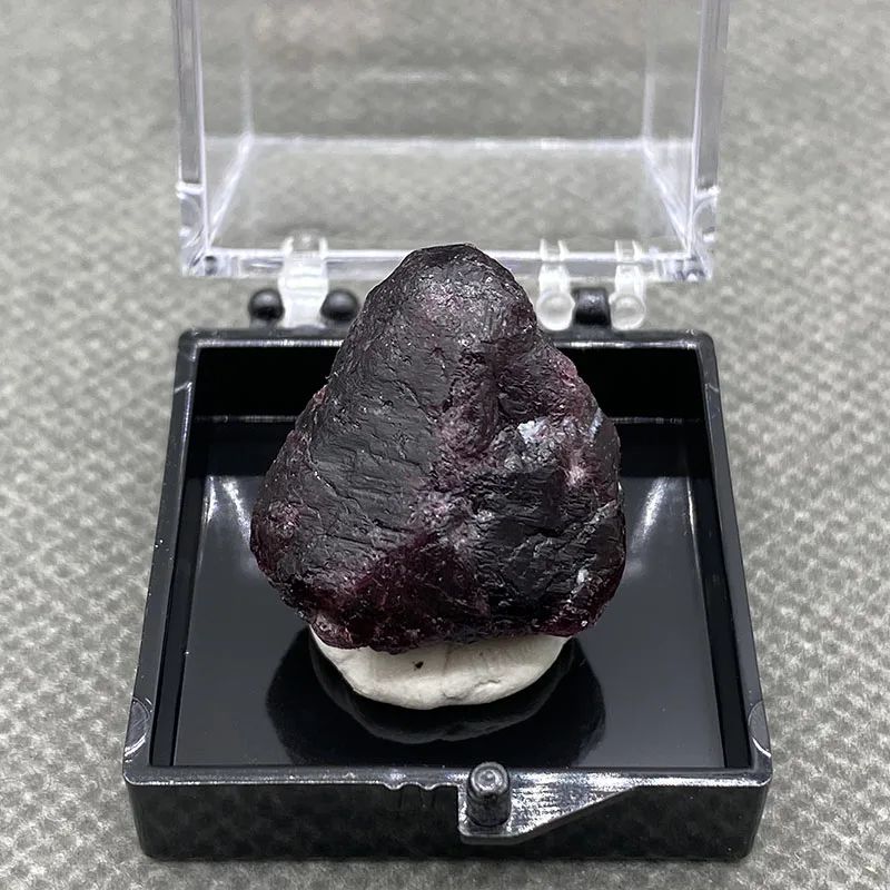 

100% натуральные гранатовые камни и кристаллы кварцевые огни + коробка 35*35*35 мм