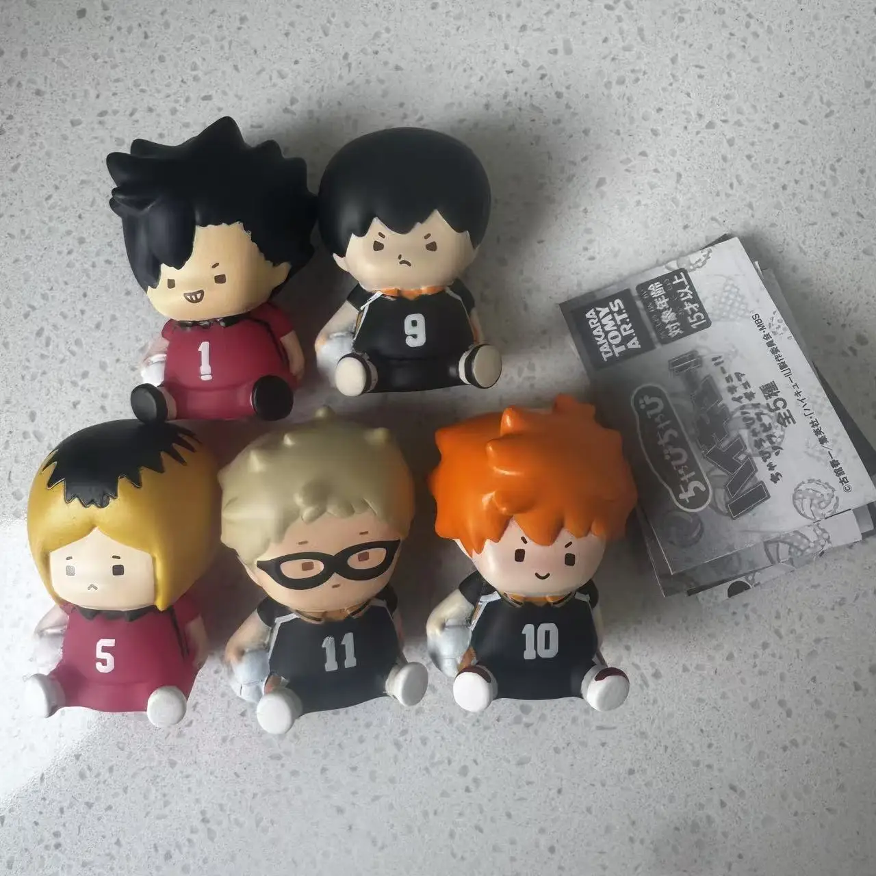 Фото Подлинная фигурка 2 Haikyuu Sleep Style iwaizumi hajime Akaashi Keiji Oikawa Tooru Kotaro Bokuto Gacha Toy №3