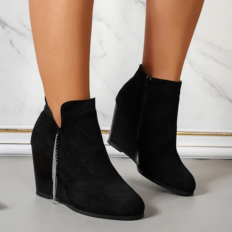 Женские замшевые зимние ботильоны на высоком каблуке дизайнерская пикантная