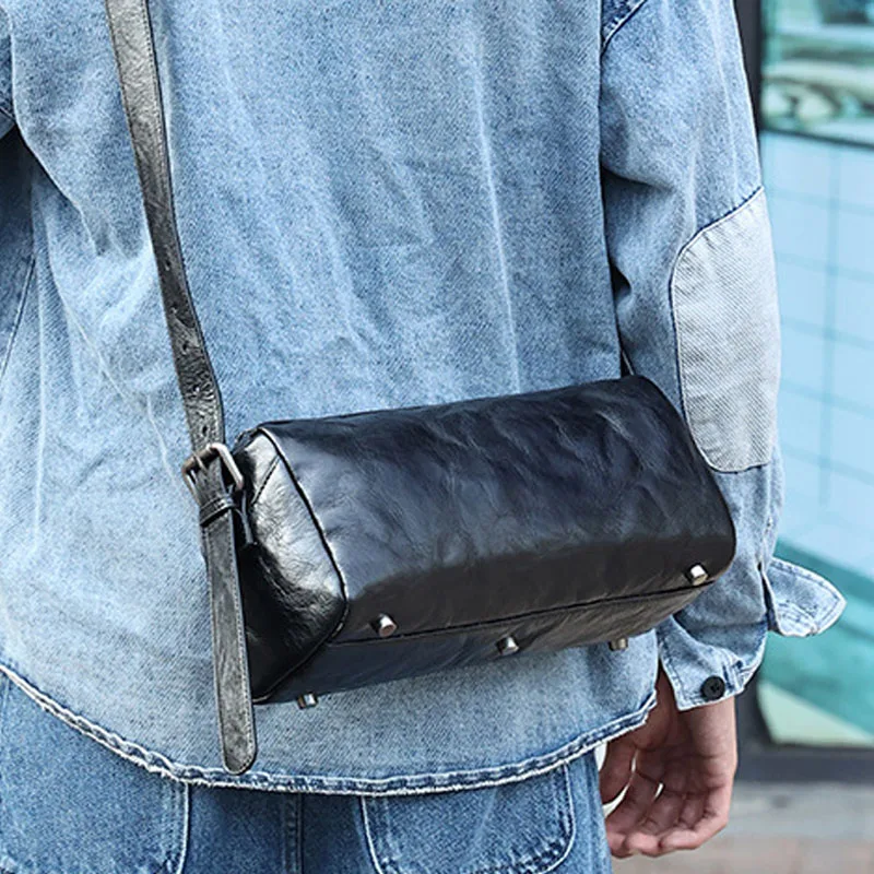 

AETOO Men's bag Commuter leather men's one shoulder bag plant tanned leather street trend black crossbody bag men's style cowhi