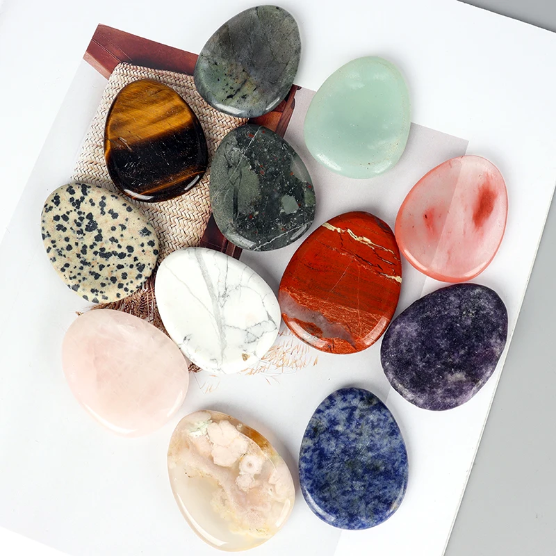 Нефритовый пальмовый камень чакры натуральный кристаллический кварц