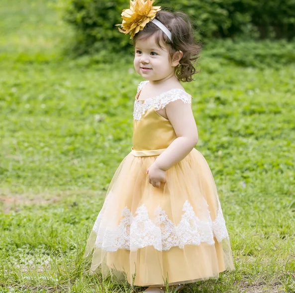 Бальное платье цвета слоновой кости с длинным рукавом кружевные платья цветами