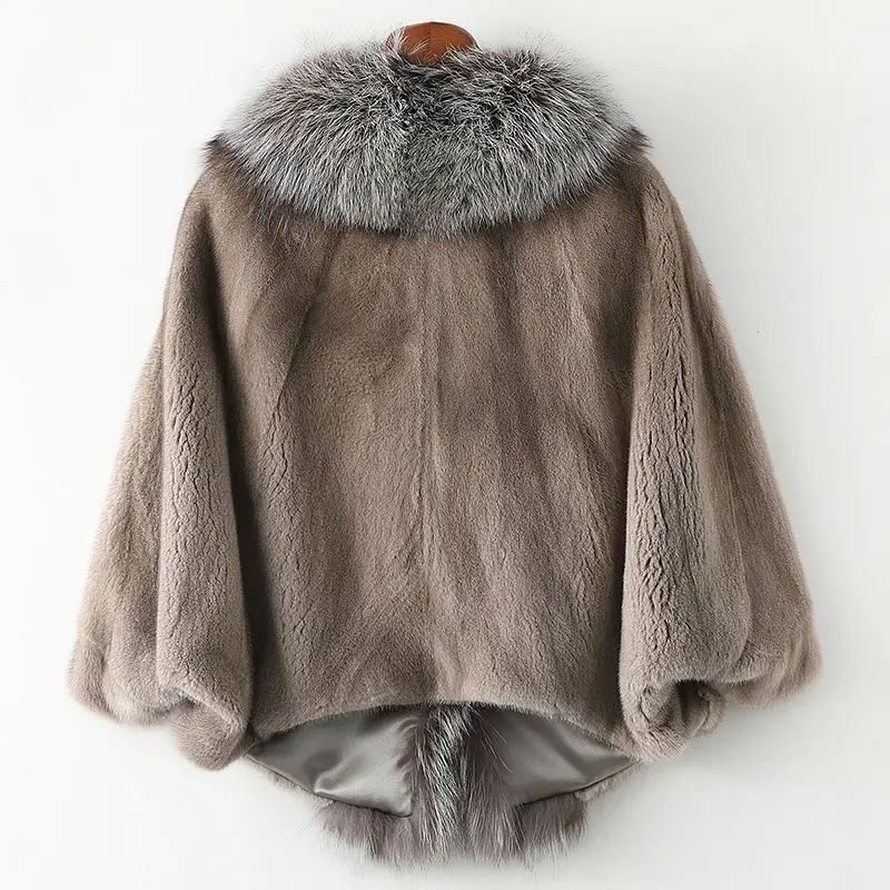 2022 New 100% Mink Fur Coat Women's Silver Fox Fur Collar Mink Fur Coat Bat Sleeve