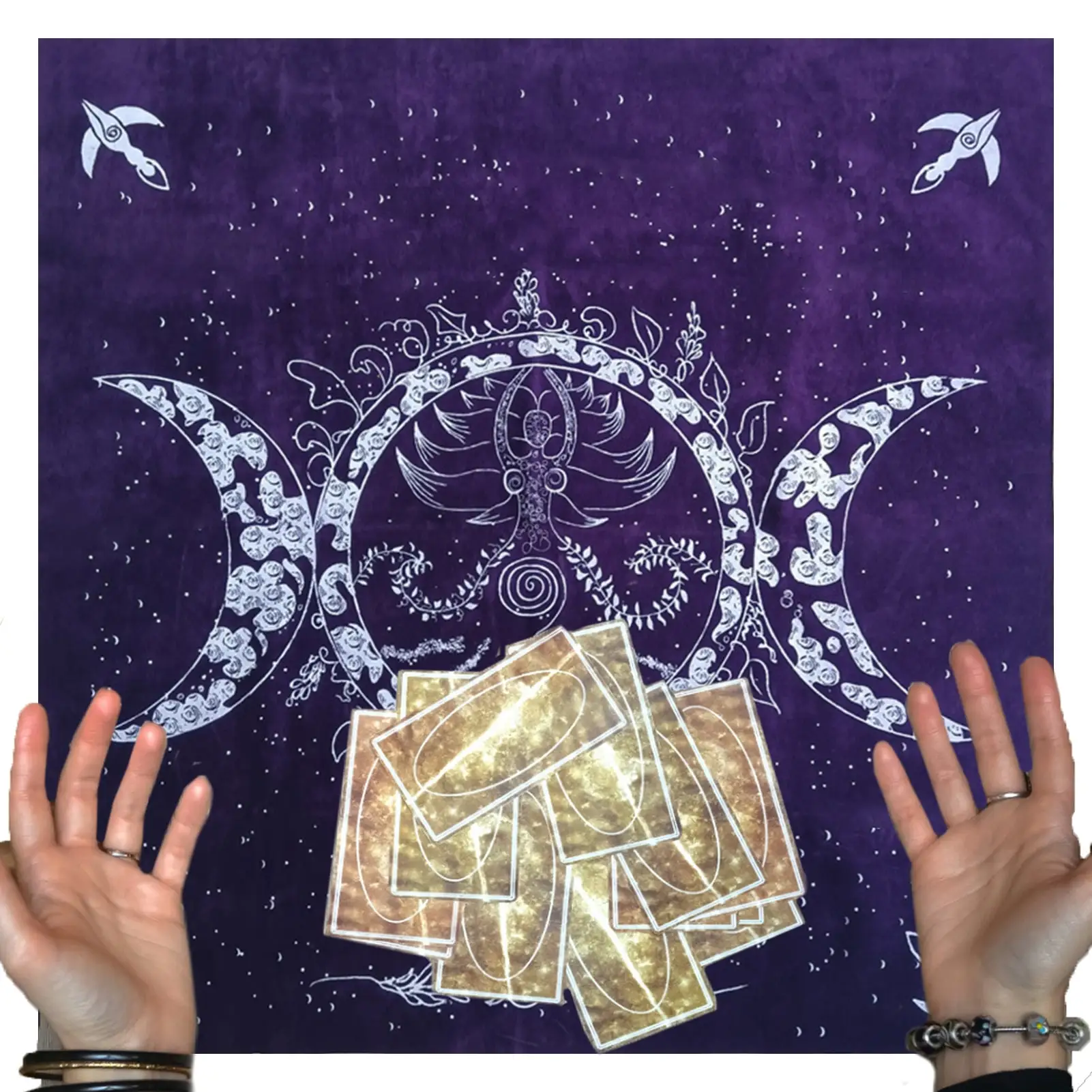 

49x49cm Goddess Of The Moon Tarot Card Tablecloth Fleece Divination Altar Cloth Board Game Fortune Astrology Oracle Card Pad