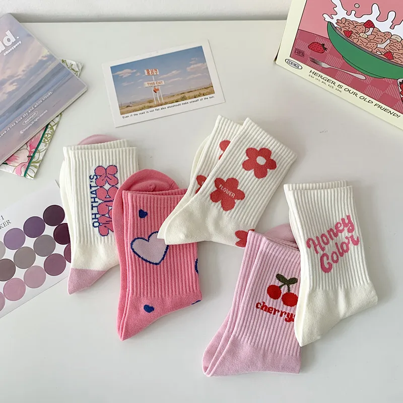 5 Pair Fashion Cute Pink White Heart Flower Sports Socks for Women New Colorful Graffiti Letter Solid Cotton Basketball Socks