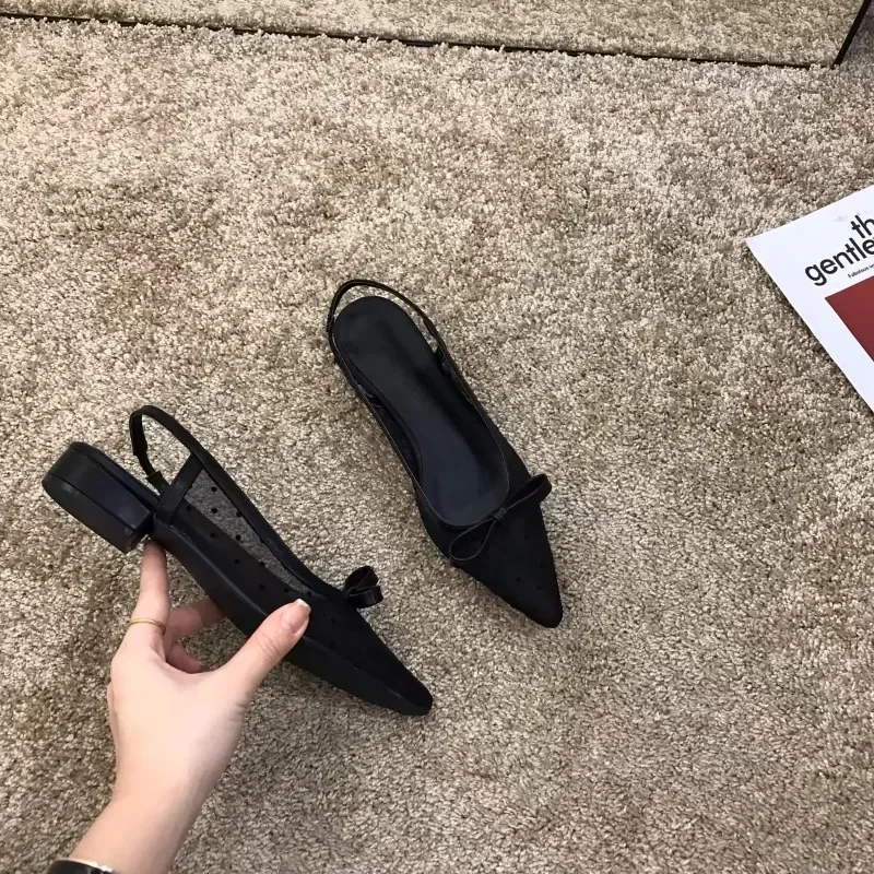 2025 г. Женская обувь. Женские сандалии с закрытым носком. Модные женские острым