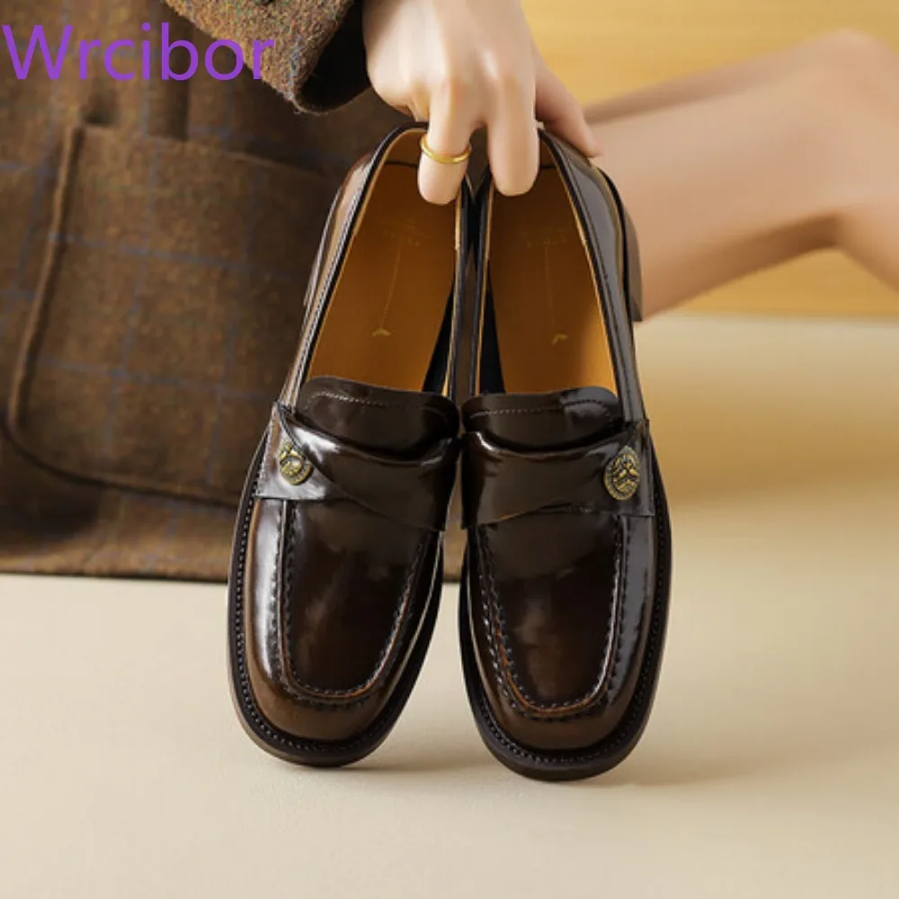 Женские маленькие кожаные весенне-осенние весенние и осенние лоферы на толстом
