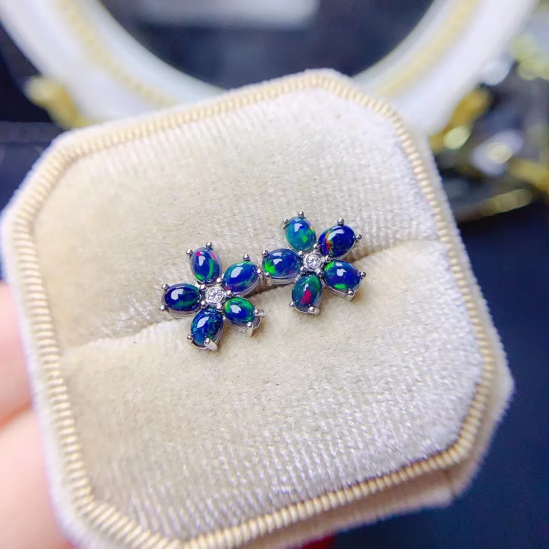 

Женские серьги из серебра 925 пробы с натуральным черным опалом