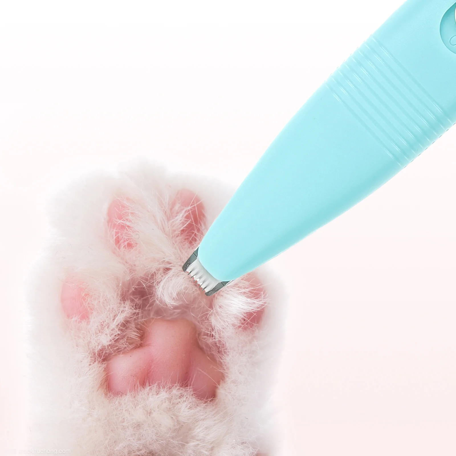 

Shaving Scissors Cat Paw Clipper Electric Tree Trimmer Dog Ear Hair Pet Shaver Cats The