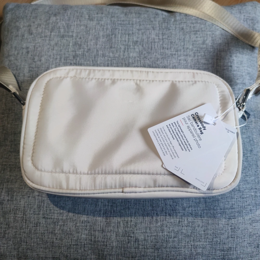 2L Belt Bag Lulu Fashion Casual Women's Diagonal Bag Metal Logo On The Move Travel Crossbody Camera Bag Unisex Outdoor Sport Bag