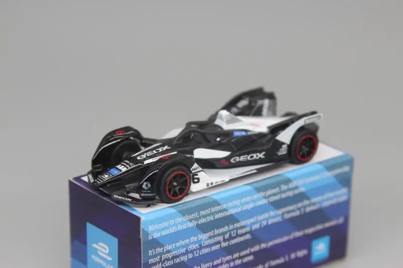 

Majorette 1:64 гоночная модель FE Formula E 2019 сезон 6 2020 дракон
