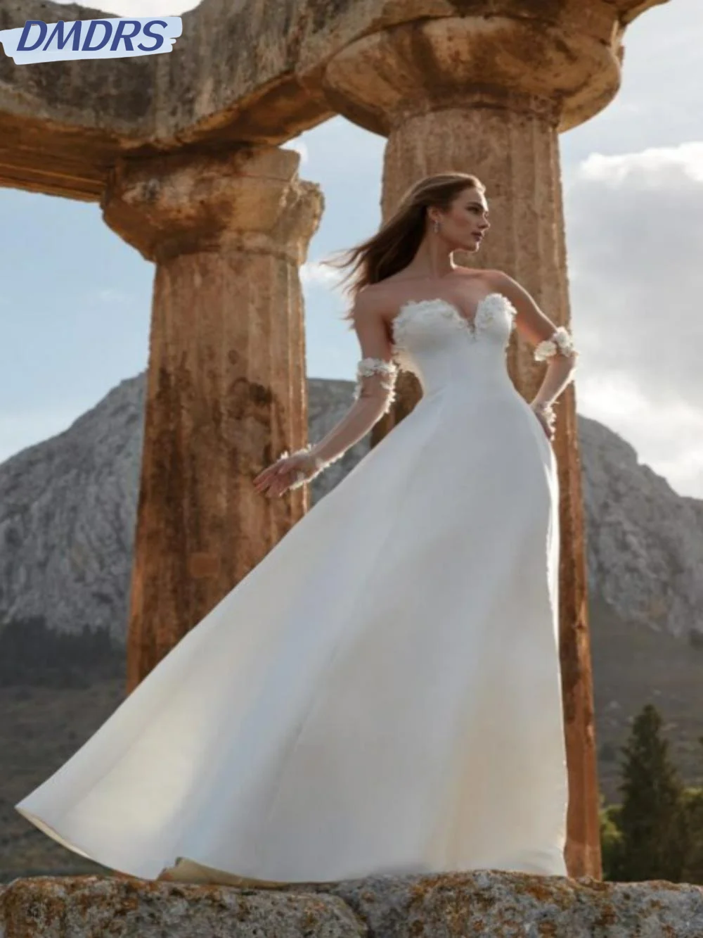 

Sexy V-neck Backless Bride Robe Classic Appliques Bridal Gown Elegant Satin A-line Long Wedding Dress Robe De Mariée