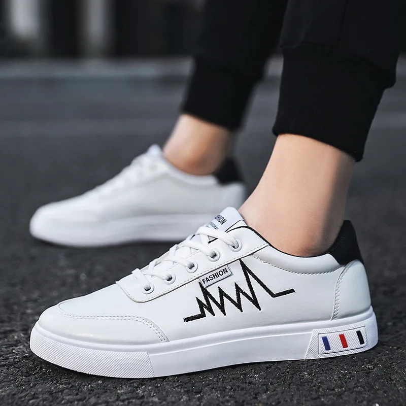 

Spring and Summer Men's Vulcanized Shoes Fashion Small White Shoes All-match Sports Shoes Daily Shoes Men Sneakers