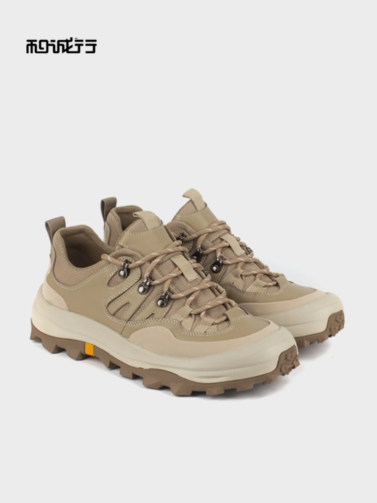 Hechengxing/2024 весенняя новая универсальная повседневная обувь на дышащей платформе