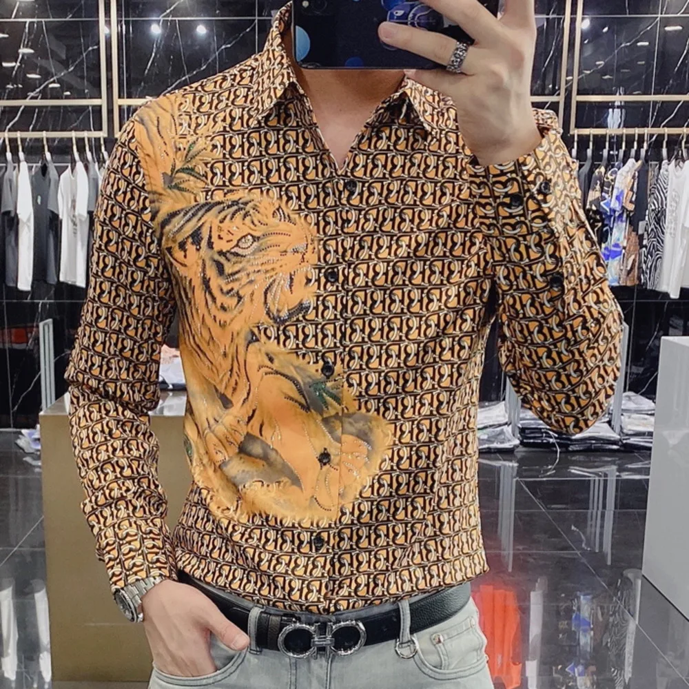 

2022 Tiger Hot Drill Shirt For Men Rhinestones Long Sleeve Casual Shirt Social Streetwear Outdoor Travel Shirt Camisa Masculina