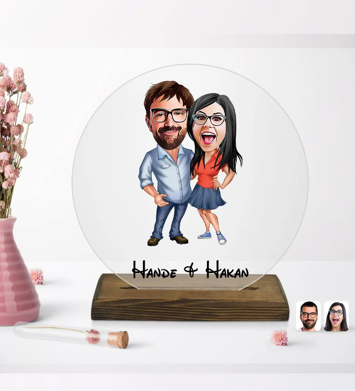 

Personalized valentine cartoon round wooden stand Biblo-105