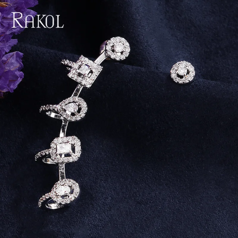 Серьги-гвоздики женские Асимметричные в форме сердца из розового золота |