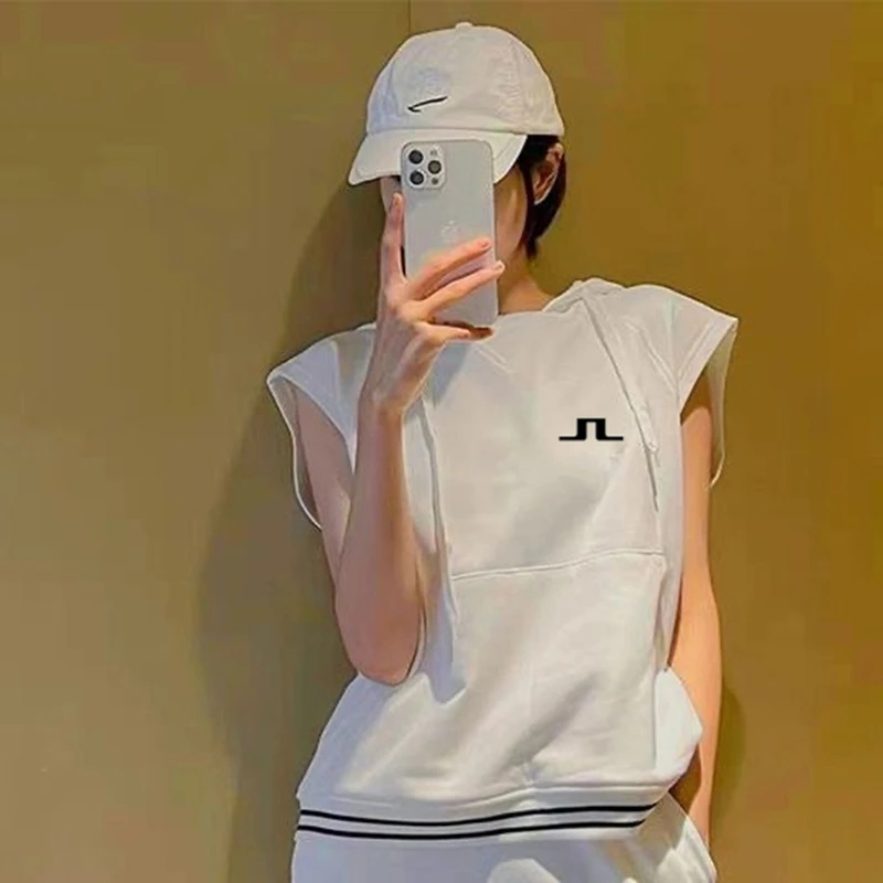 2023 Spring And Summer Fashion Casual Sportswear Golf Skirt Golf Women's 2-piece Set Hooded Top + Shorts