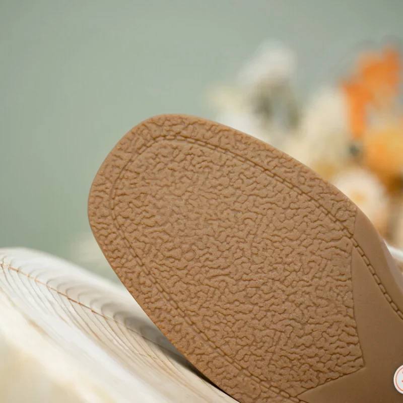 Женские туфли на плоской подошве из натуральной кожи с квадратным носком