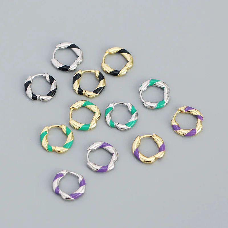 

Серьги-кольца Huggie из серебра 925 пробы с синей эмалью, 2021