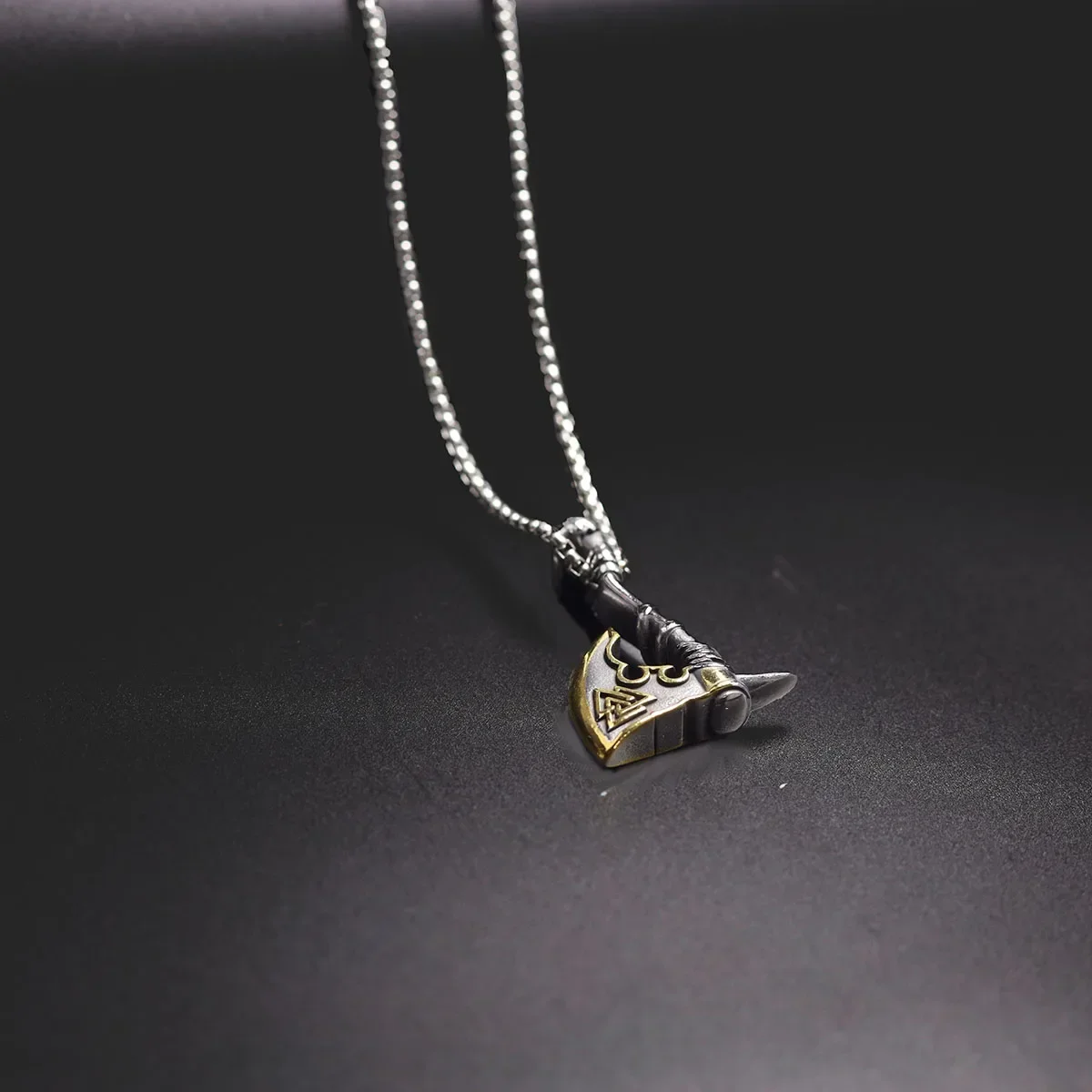 Подвеска-амулет в стиле викингов скандинавский волк ворон ювелирное изделие