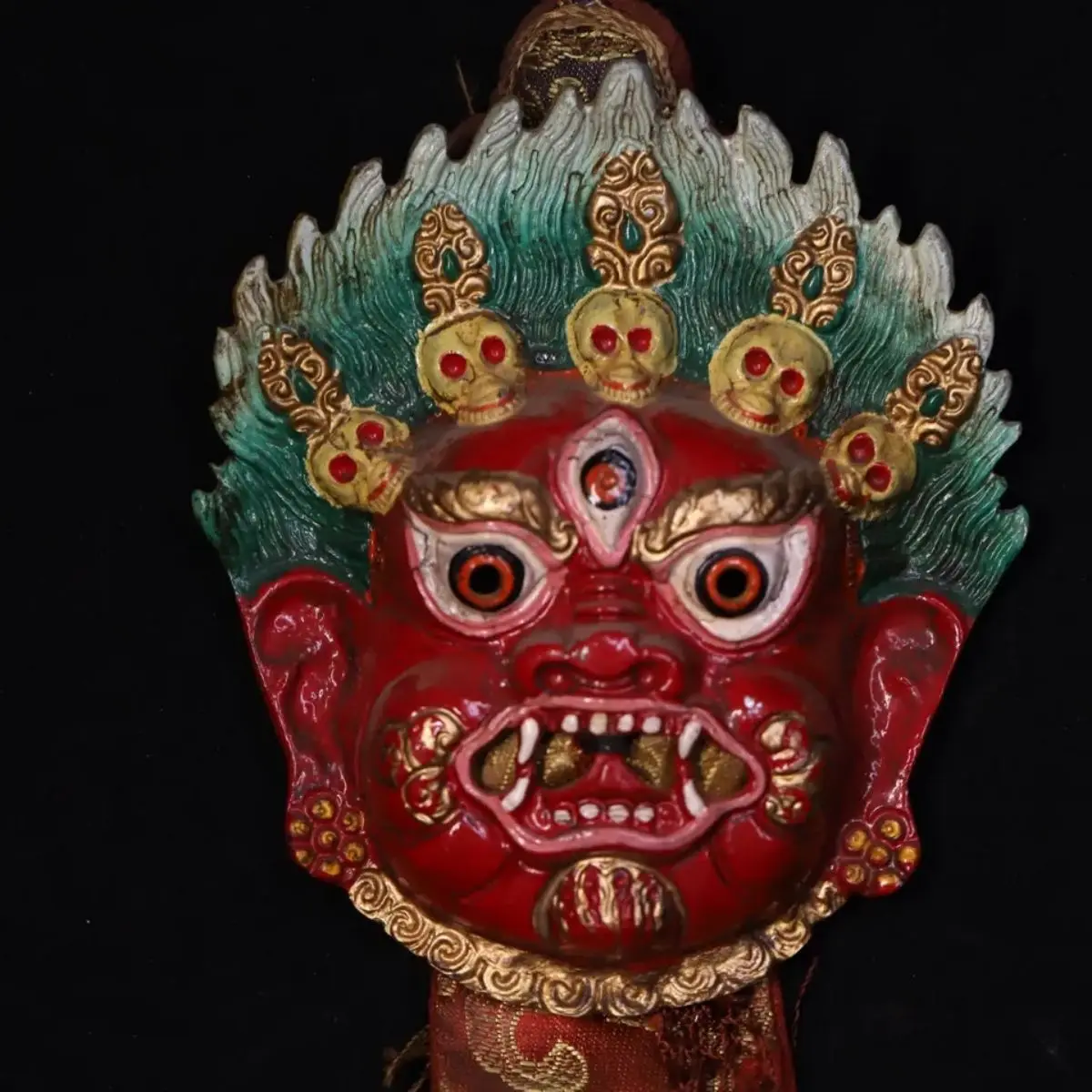 Mysterious Region Last Piece Of Pure Land Tibetan Old Gas Copper Tire Pure Hand Beating Chisel Engraved Gold Mask