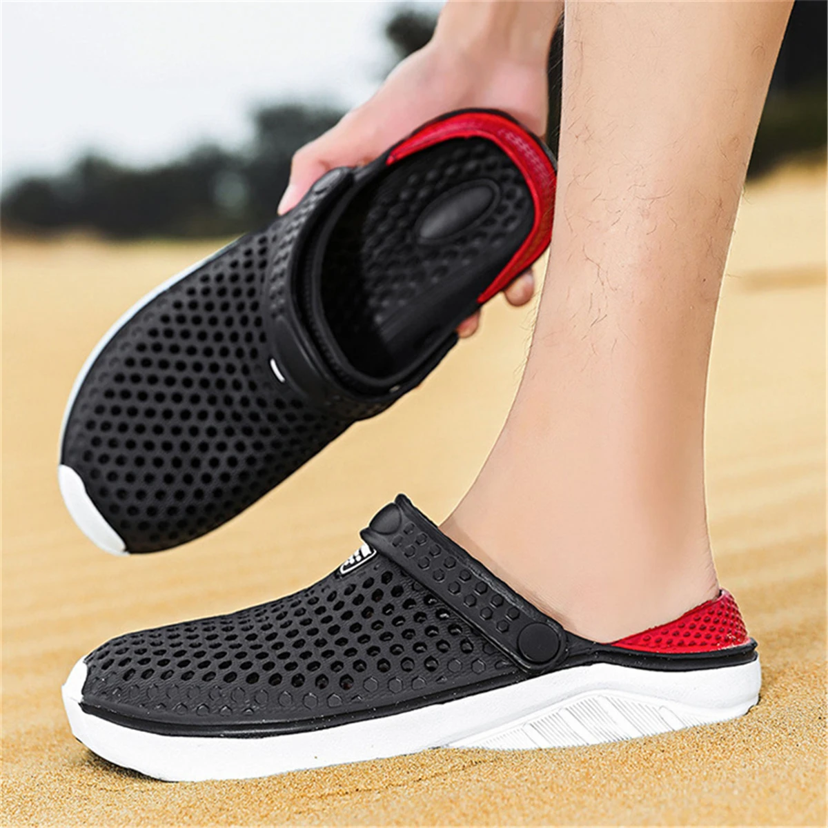 Women Breathable Slippers Outdoor Clogs Thick Sole Beach Sandals Men EVA Non-slip Home Garden Hole Shoes Couple Slides
