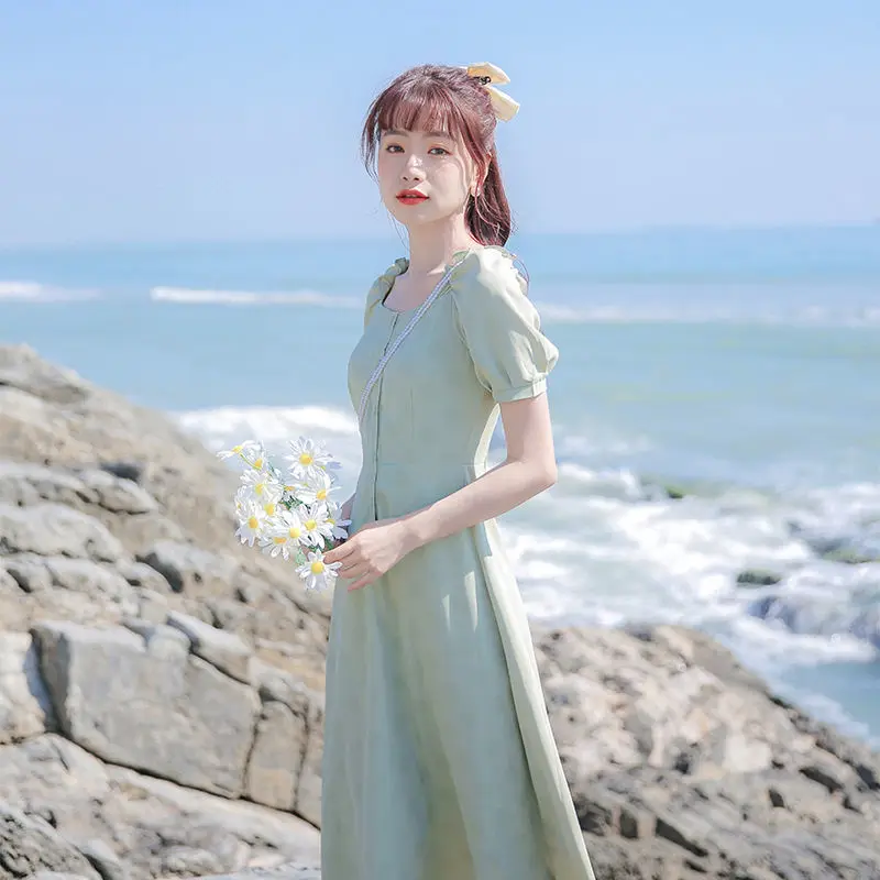 

Korean Version Retro Square Neck Dress 2022 Summer Green Small Fresh Temperament First Love Skirt Mid-length Women's Clothing