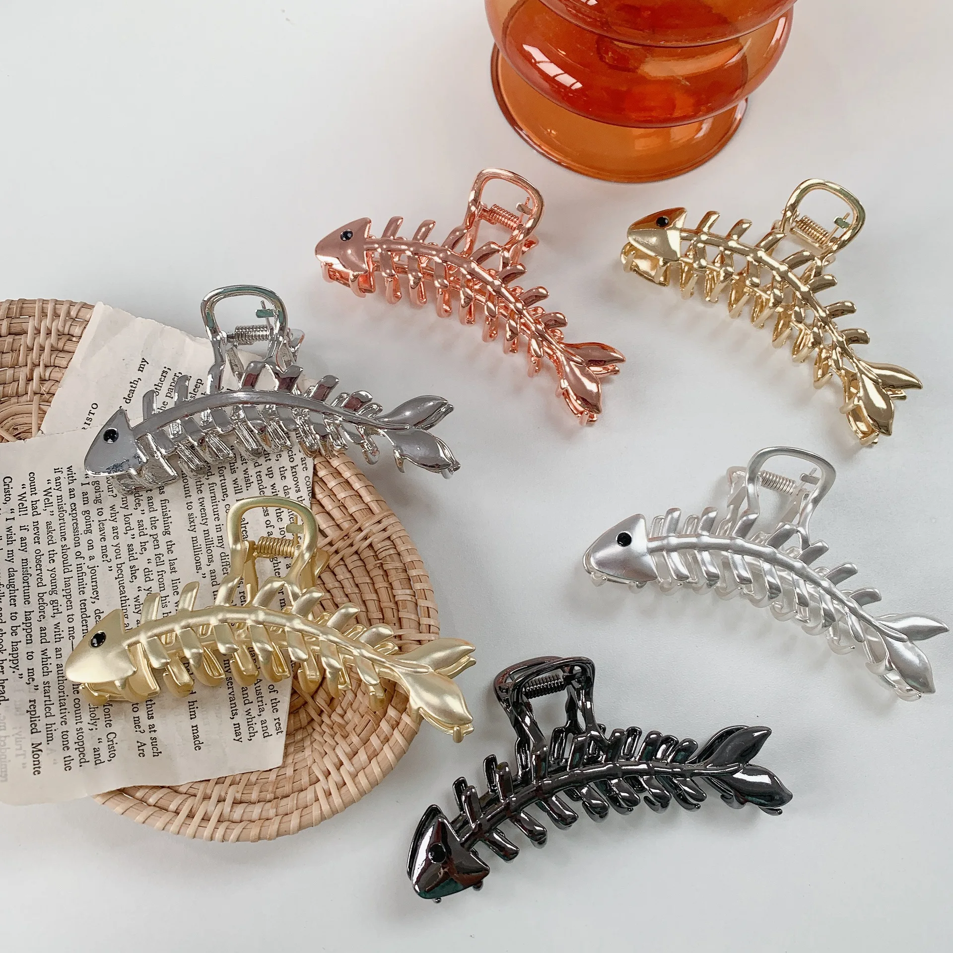 

Модные металлические заколки для волос для женщин золотого и серебряного цвета, заколка-краб для волос в Корейском стиле, элегантные аксесс...