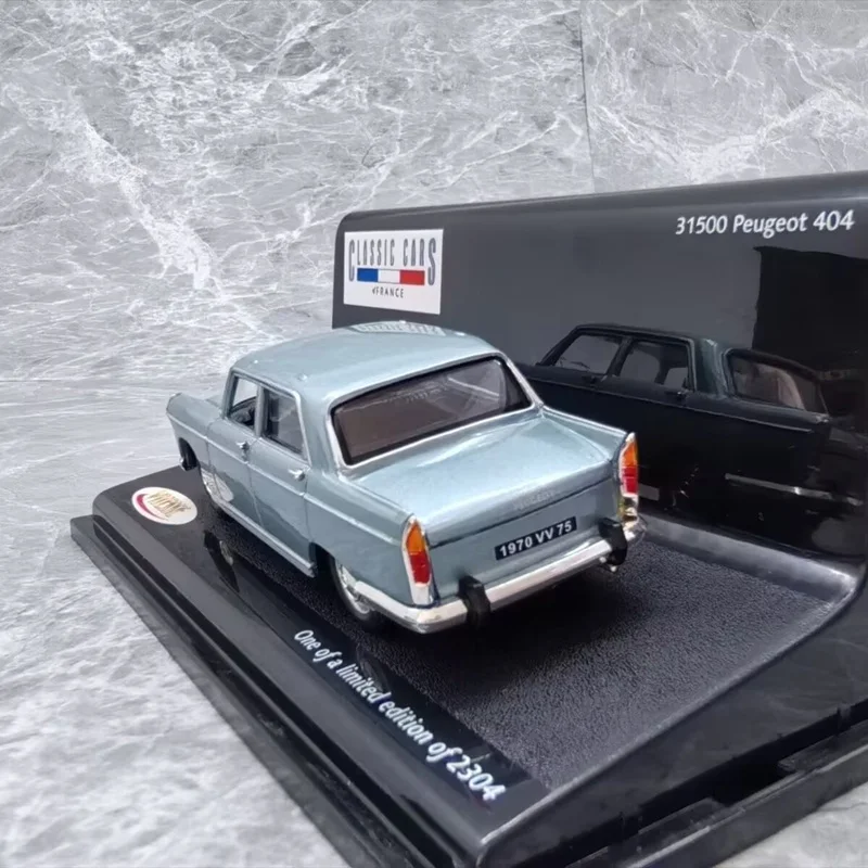 Фото 1/43 Peugeot 404 1970, классическая модель автомобиля из сплава, литая под давлением металлическая ретро модель старого автомобиля, имитация миниатюрной весы, детская игрушка в подарок №4
