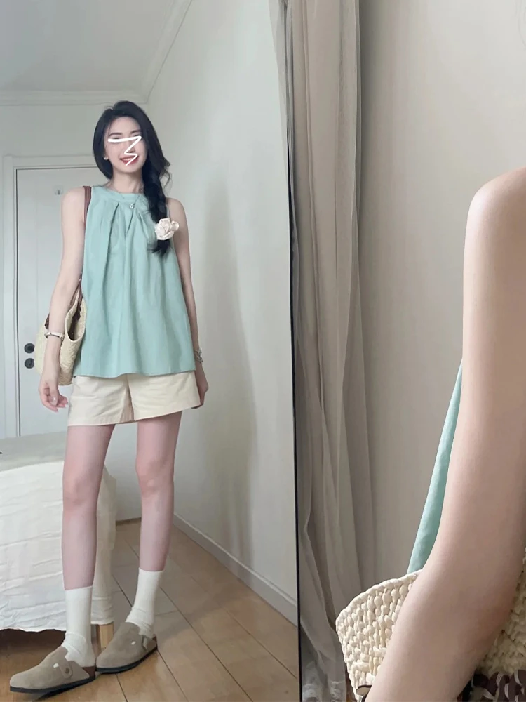 Женская рубашка без рукавов свободная в складку с эффектом допамина летний сезон