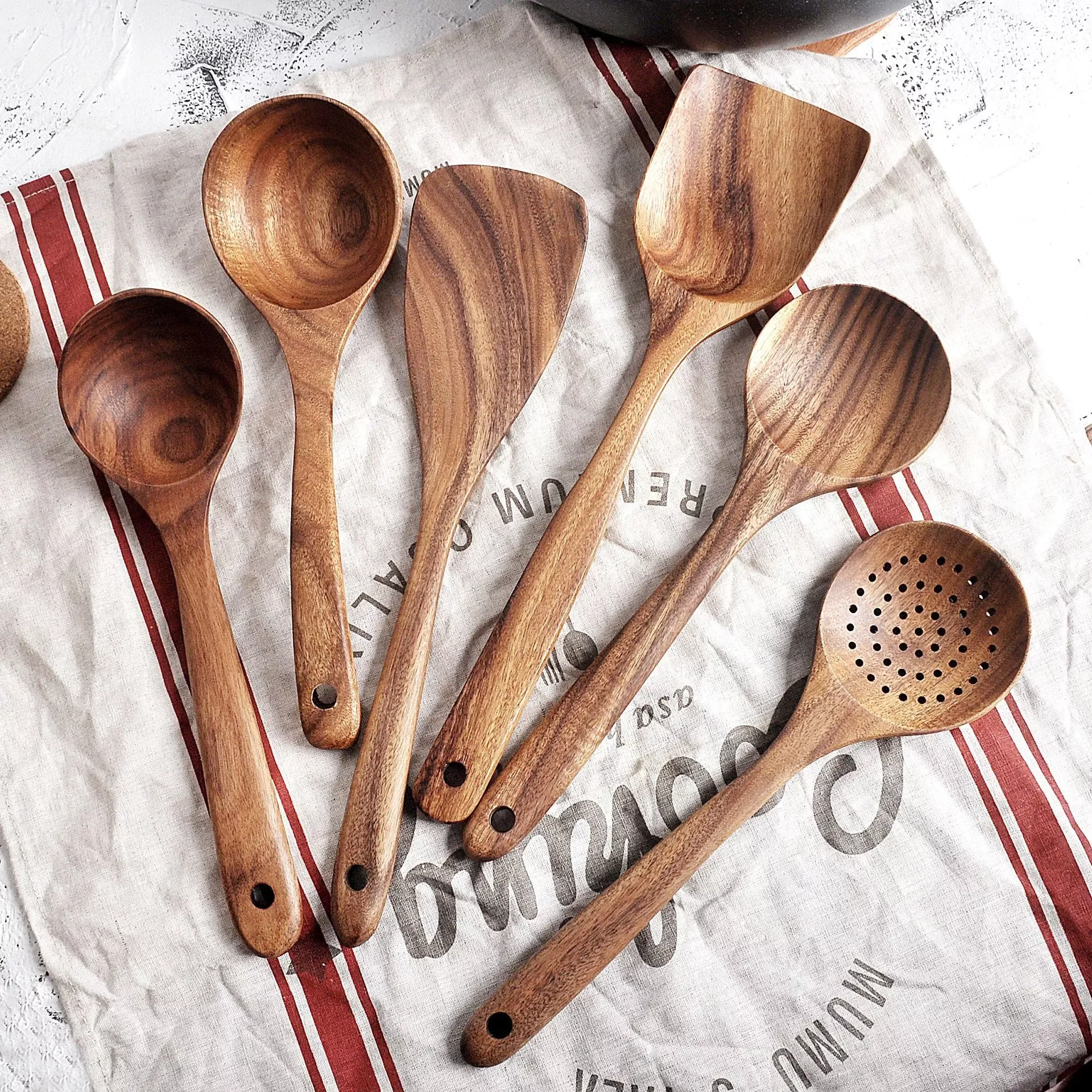 

7pcs Wooden Non Stick Pan Teak Spatula Kitchen Cookware Long Handle Soup Spoon Colander Rice Spoon Salad Spoon Fork Utensils Set