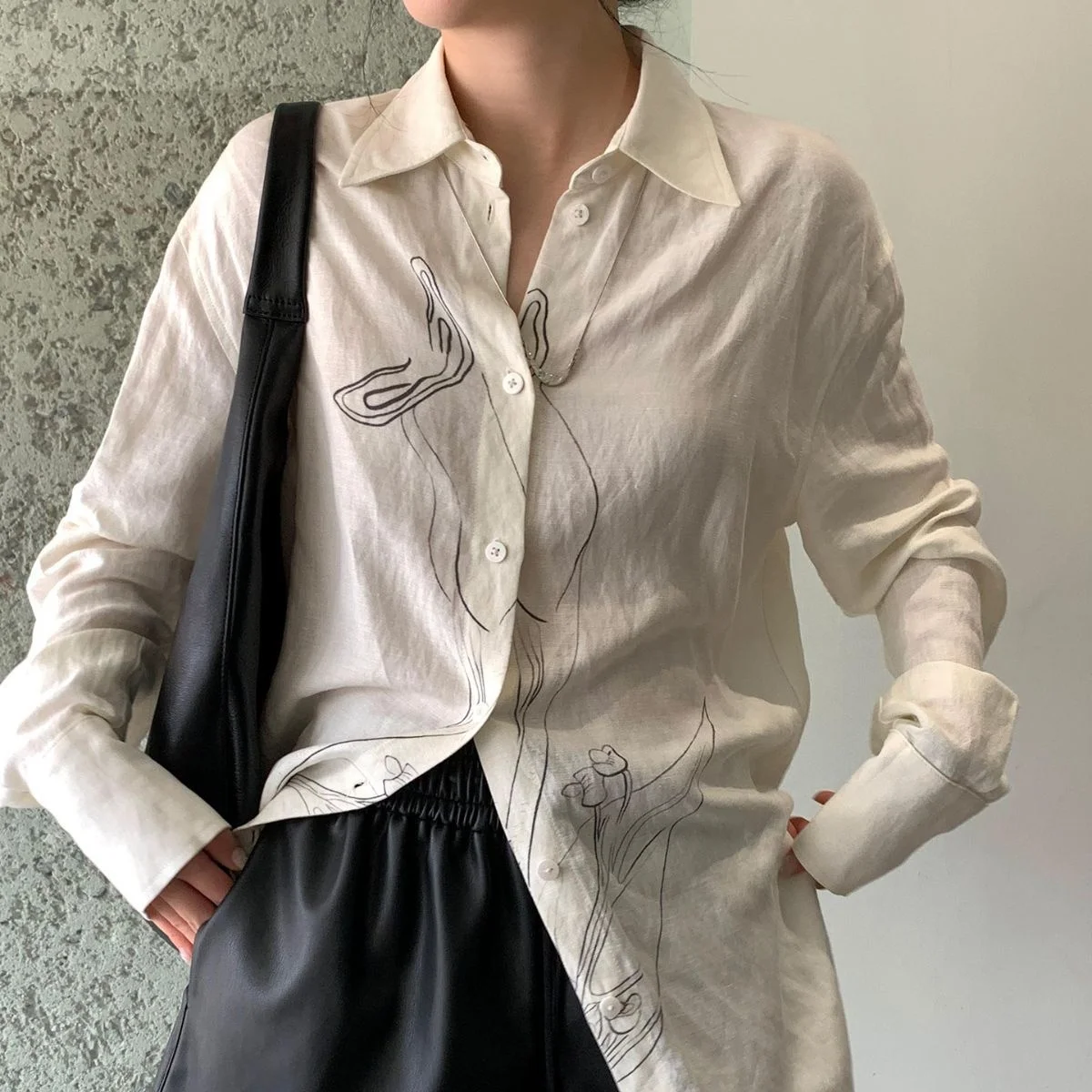 

Women's Chinese Style Hand-painted Flower Long Sleeve Linen Shirt Oversized White Tops for Fall