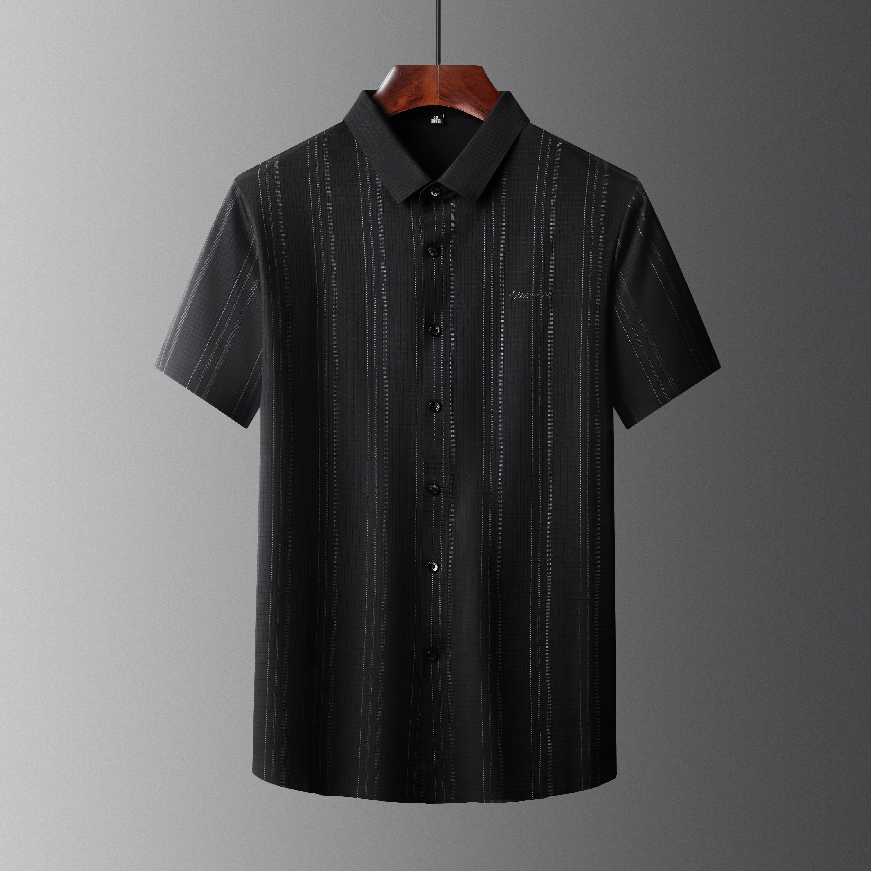 

Men's Shirt 2023 Summer New High-Grade Luxury Brand Korean Vertical Stripe Classic Short-Sleeved Business Casual Men's Clothing