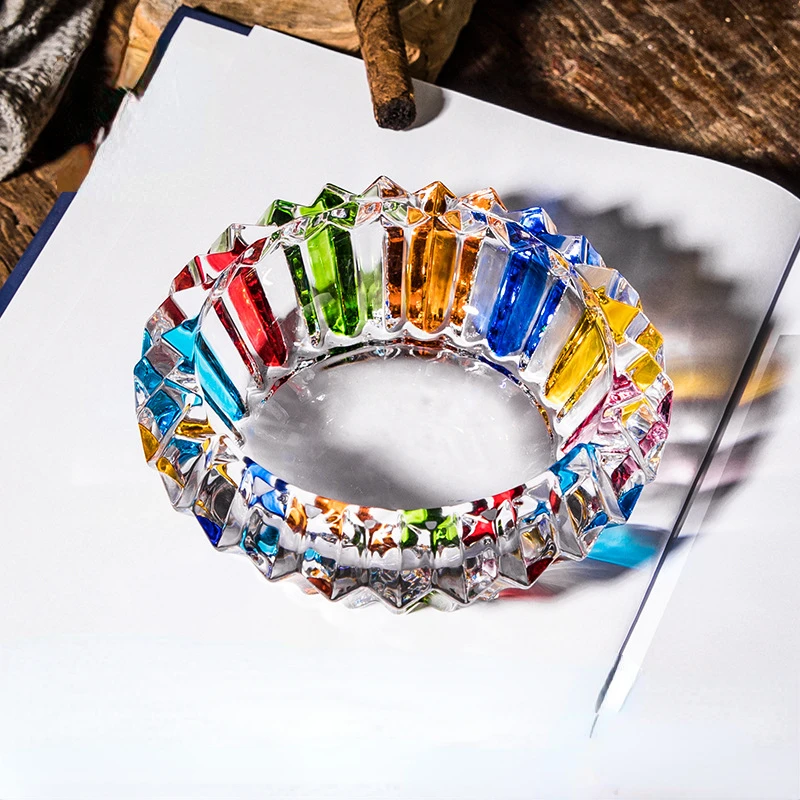 

European hand-painted colored glass ashtray high-value crystal ashtray home living room ornaments retro painted storage