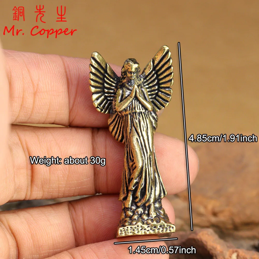 Миниатюрная статуэтка ангела из меди