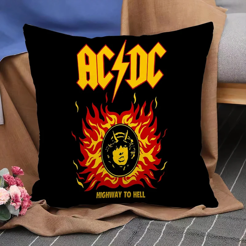 Рисунок 2 - Наволочка с двойным рисунком AC-DC 45x5 см