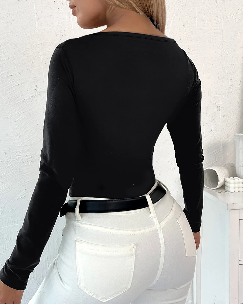 Весна 2025 г. облегающая футболка с v-образным вырезом и длинными рукавами