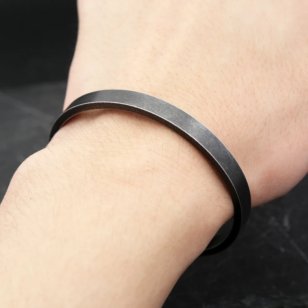 Винтажный Черный Простой браслет для мужчин и женщин 316L из нержавеющей стали