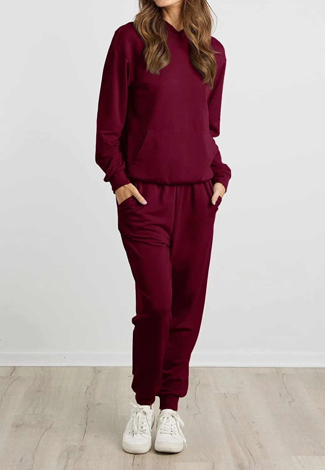 Рисунок 4 - Женский спортивный костюм с длинным