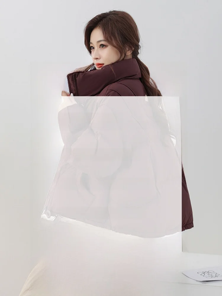 Женская короткая куртка на утином пуху новинка зимы 2024 корейская свободная