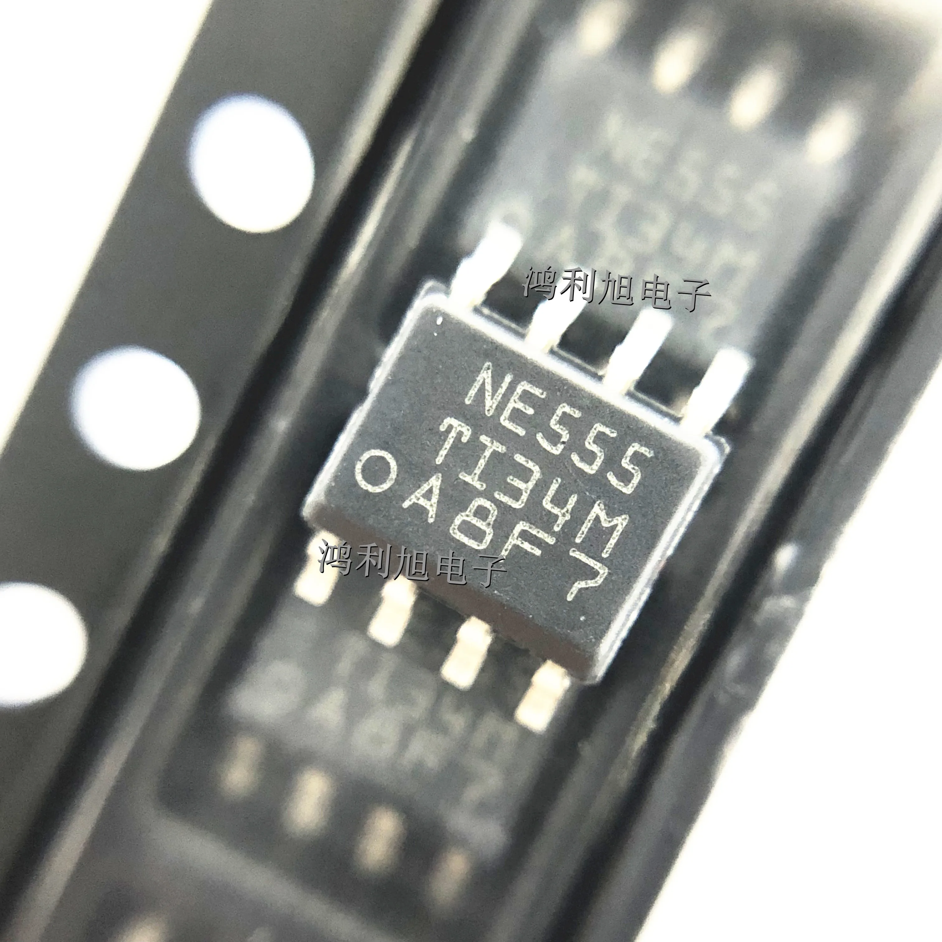Фото 10 шт./лот NE555DR маркировка: NE555 IC OSC SGL Таймер 100 кГц 8-SOIC совершенно новый оригинальный stock в наличии №1