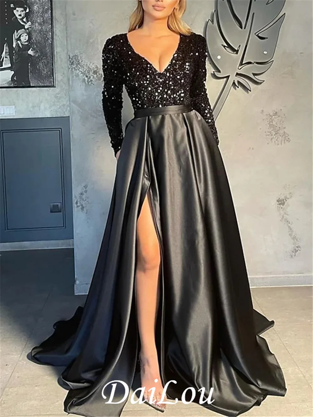

A-Line Celebrity Style Sparkle Sexy Party Wear Prom Dress V Neck Long Sleeve Satin with Slit Splicing