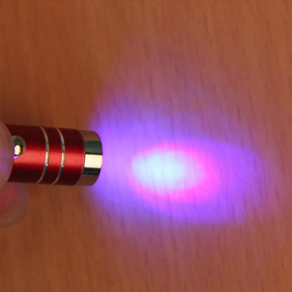 Лампа детектор. Уникальный мини фонарик лампа детектор.