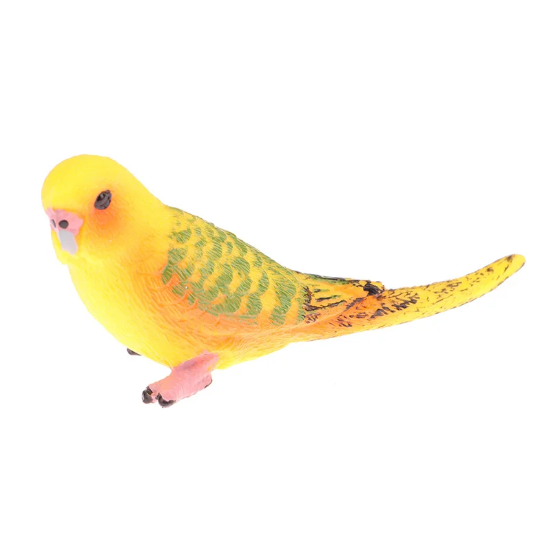 

Миниатюрная статуэтка попугая из пластика