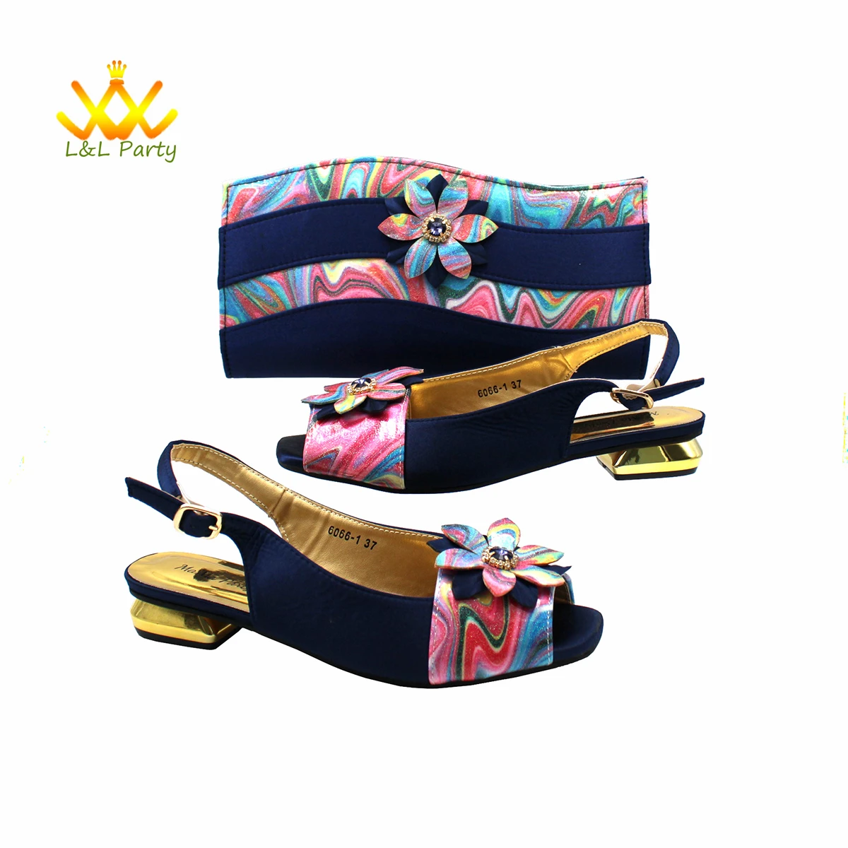 Темно-синие женские сандалии с украшением в виде цветочных туфель